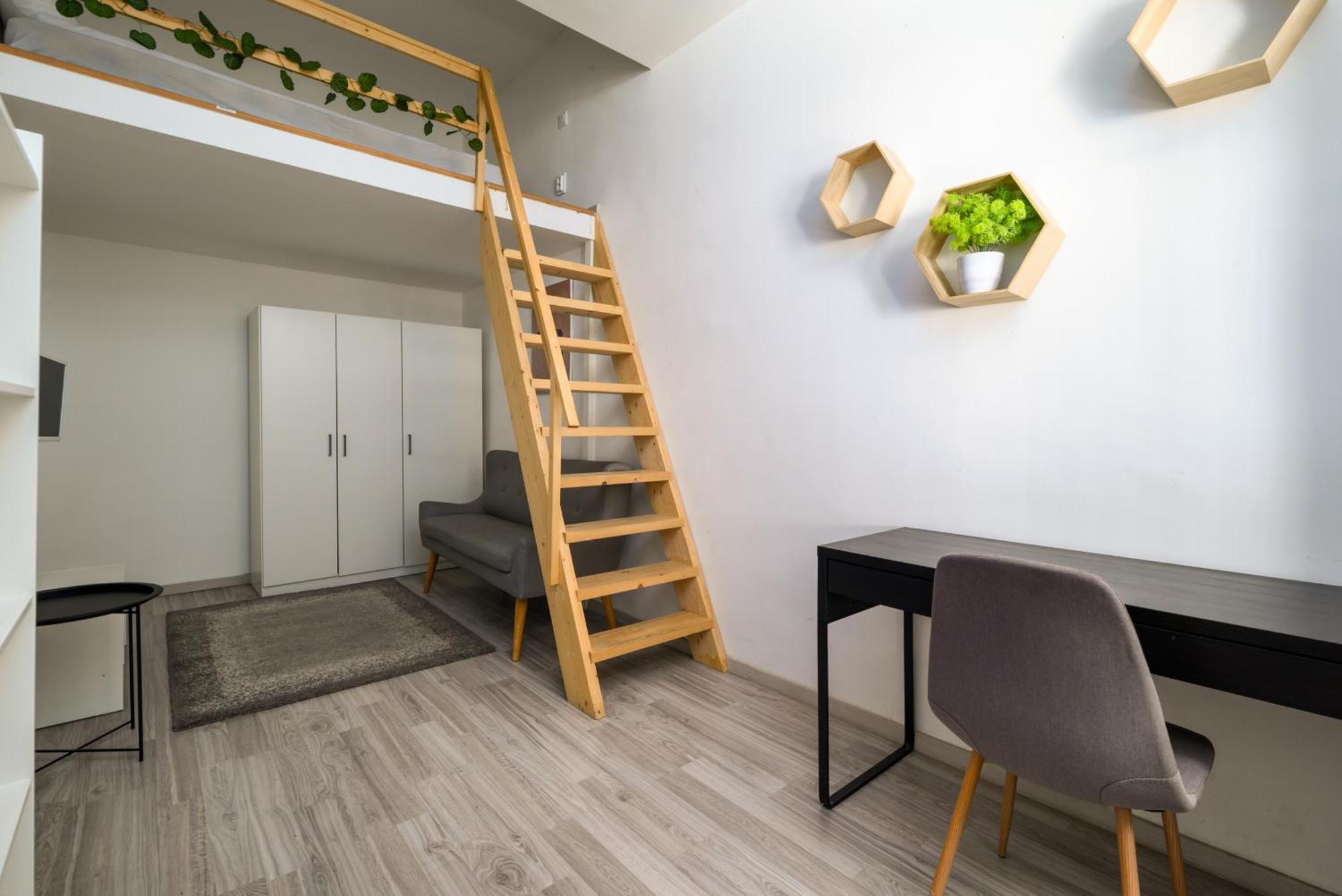 5 Bedrooms Keleti-Home Будапеща Екстериор снимка
