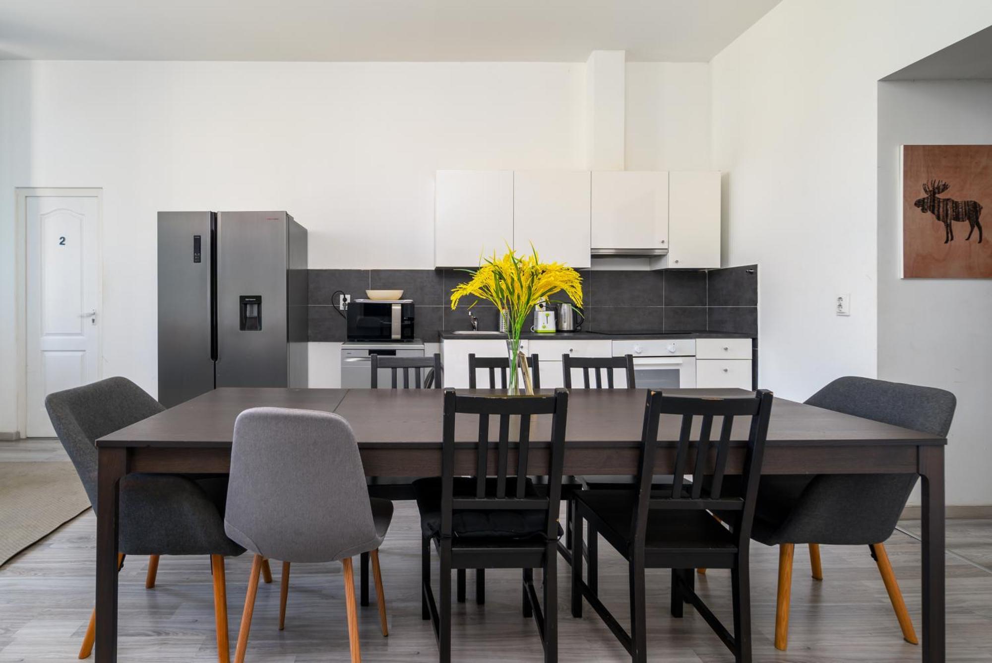 5 Bedrooms Keleti-Home Будапеща Екстериор снимка